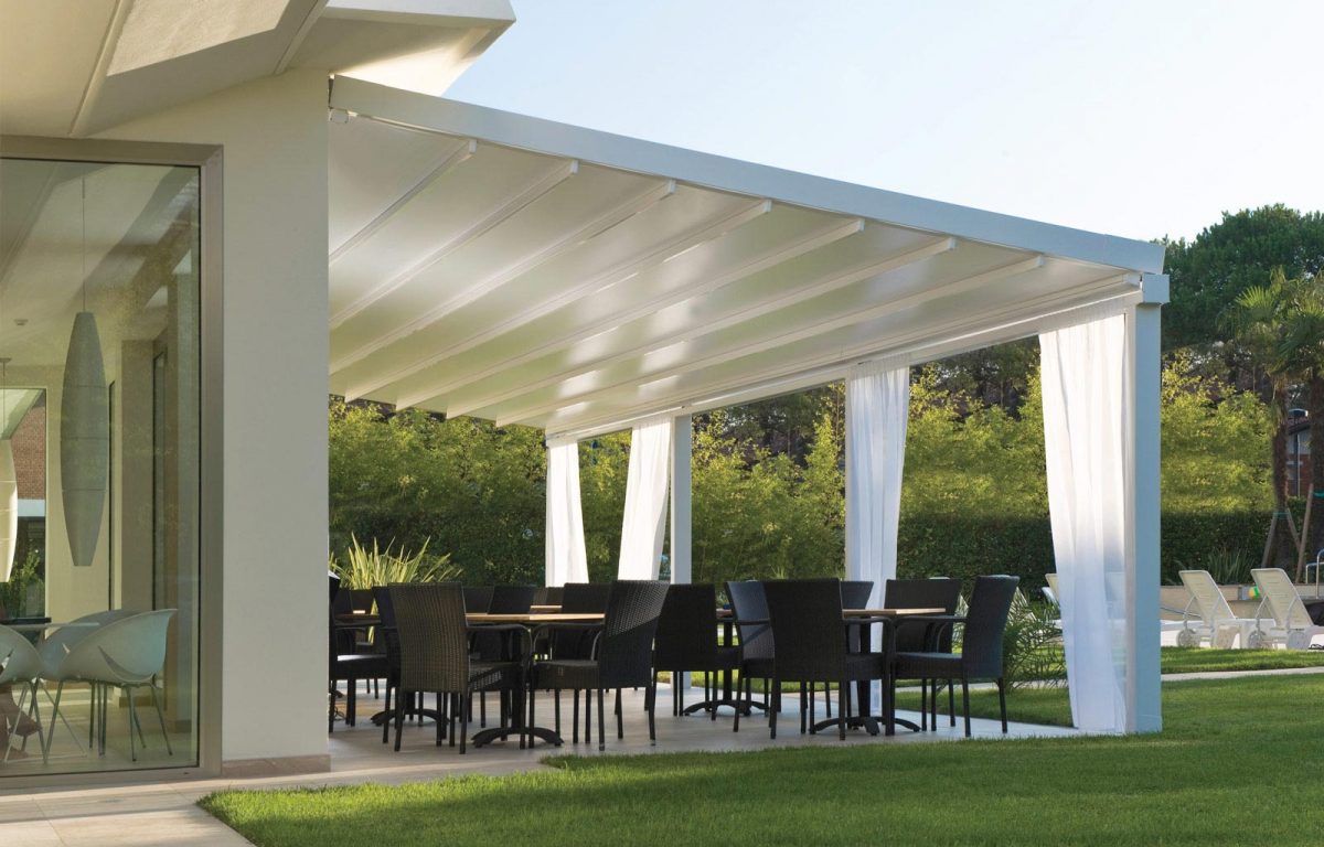 Tecnic Level è la pergola esteticamente rifinita e resistente, realizzata in alluminio